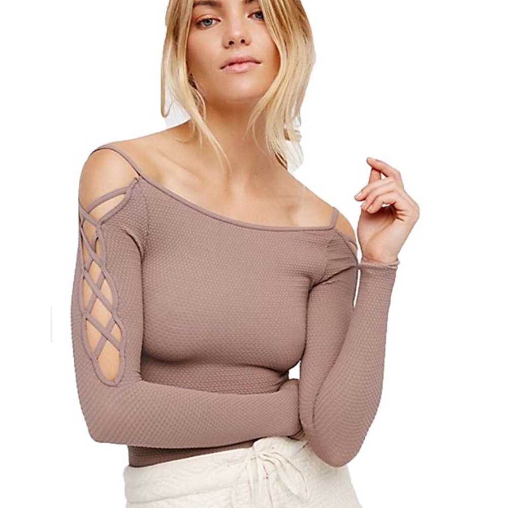 Free People Fitted Long Sleeve Cut Out Top XS/S